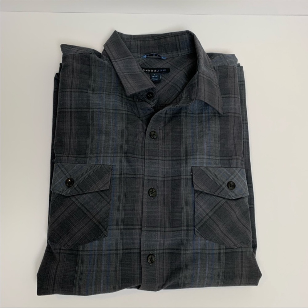 Men's Van Heusen Plaid Button Down Size Large